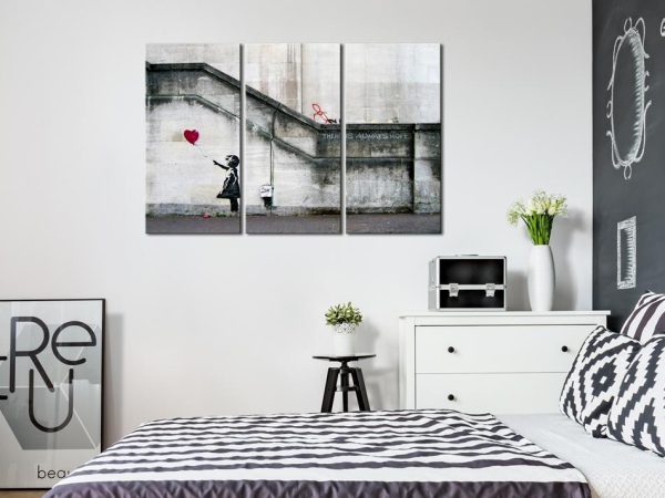 Canvas Print - Girl With a Balloon by Banksy - Image 4