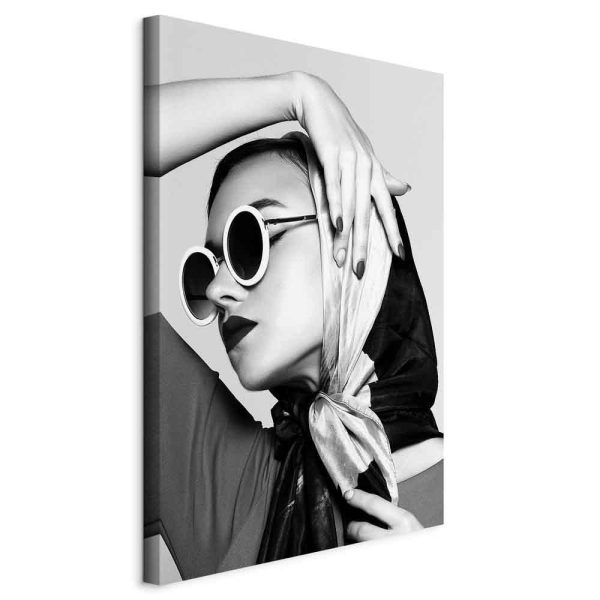Canvas Print - Stylish Lady (1 Part) Vertical