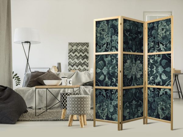 Japanese Room Divider - Oriental Pattern Carpet - Emerald Ornaments and Worn Patterns - Image 2