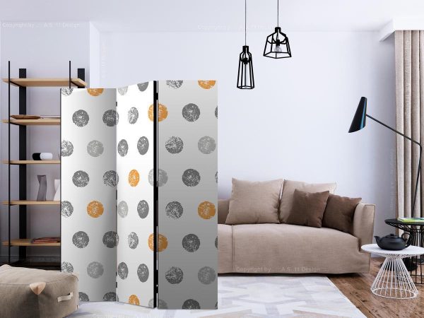Room Divider - Round Stamps