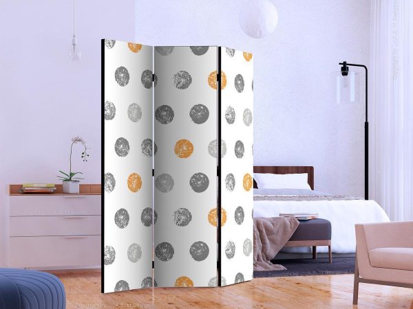 Room Divider - Round Stamps