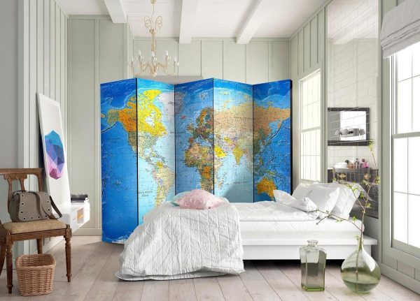 Room Divider - World Classic Map