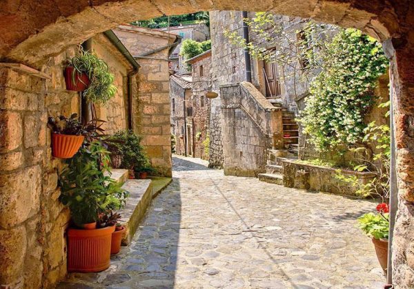 Wall Mural - Provincial alley in Tuscany